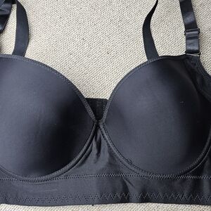 Source Unknown Black T-Shirt Bra with Underwire Support